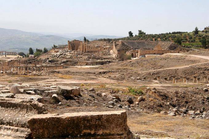Jerash, allgemeine Ansicht, Süden, Tempel des Zeus und südlichen Theater - Jordanien