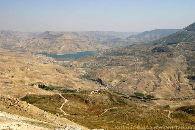 Die Mutter von Wadi Mujib in Berg enironnement, Kings Road - Jordanien