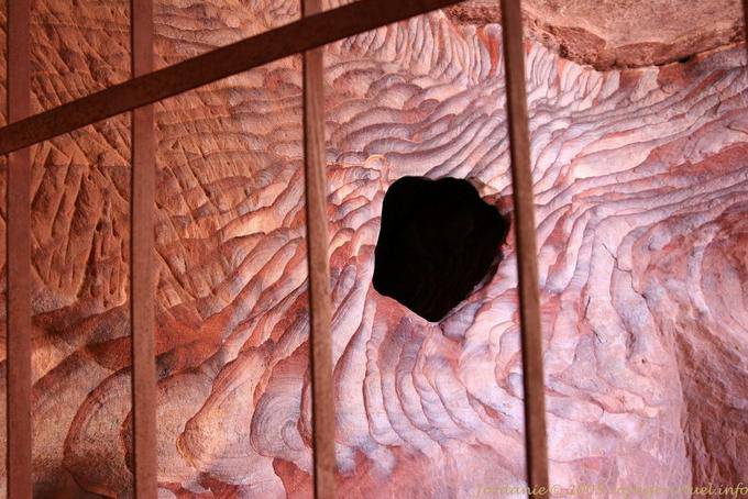 Schönheit Felsen hinter dem Gitter, Petra Khubta - Jordanien