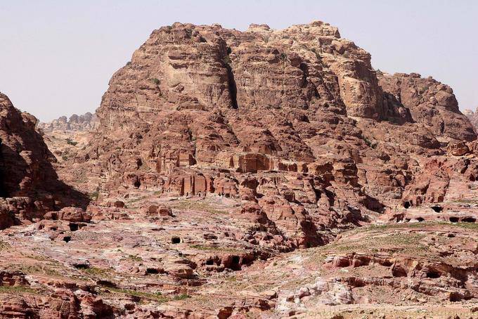 Gräber in den Bergen oberhalb von Petra Unterstadt - Jordanien
