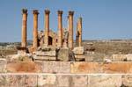 Gegenüber dem Tempel der Artemis und ihre Spalten, Jerash, Jordanien.