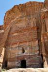 Die Vorderseite des Silk Tomb, Petra Khubta, Jordanien.