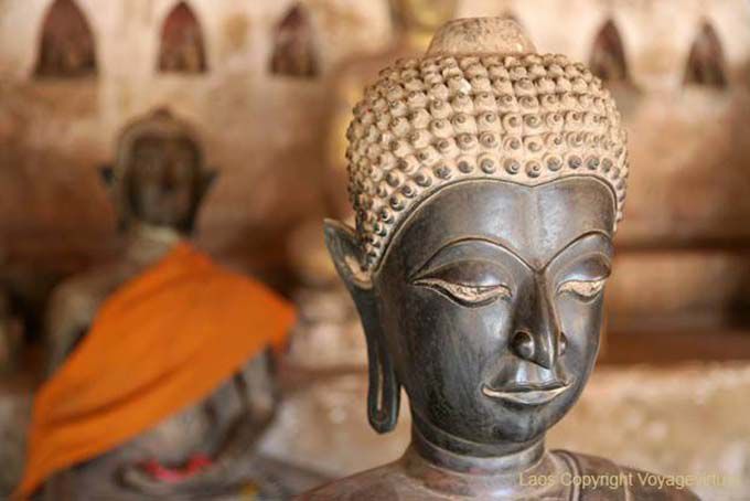 Lappen und Haare des Buddha, Wat Sisakhet, Vientiane, Laos