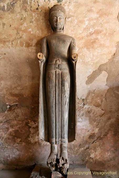 Buddha mit den Händen abgeschnitten, Wat Si Saket, Vientiane, Laos