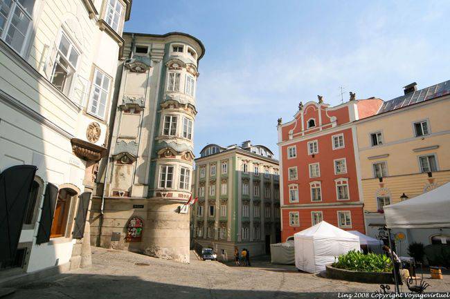 Altstadt, kleiner Platz, Linz - Österreich