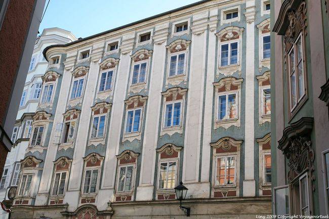 Altstadt, Badgasse, schöne monumentale Fassade, Linz - Österreich