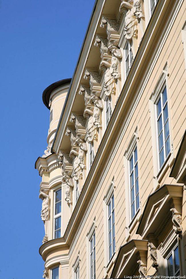 Domgasse, les Atlantes, männliche Reihe, Linz - Österreich