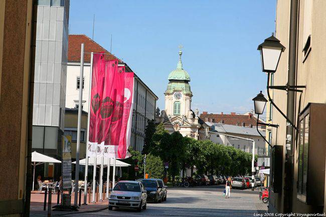 Harrachstraße, Phil Theol Hochschule, Linz - Österreich