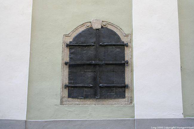 Pfarrgasse, Fenster geschlossen, Linz - Österreich