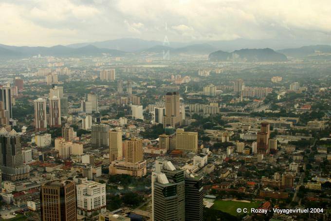 Misty Panorama über die Stadt von Kuala Lumpur - Malaysia