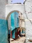 Alley und Kinder Spiele, Medina Larache, Marokko.