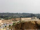 Mauern, Wände und Ansichten Gräber aus dem Friedhof von Bab Mahrouk, Fes, Marokko.