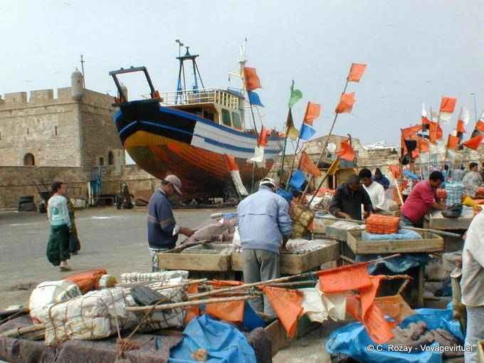 Vorbereitung der Fischerei und Schiffsanlegestellen, Essaouira - Marokko