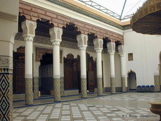 Die Spalten der Terrasse, Marrakesch-Museum - Marokko