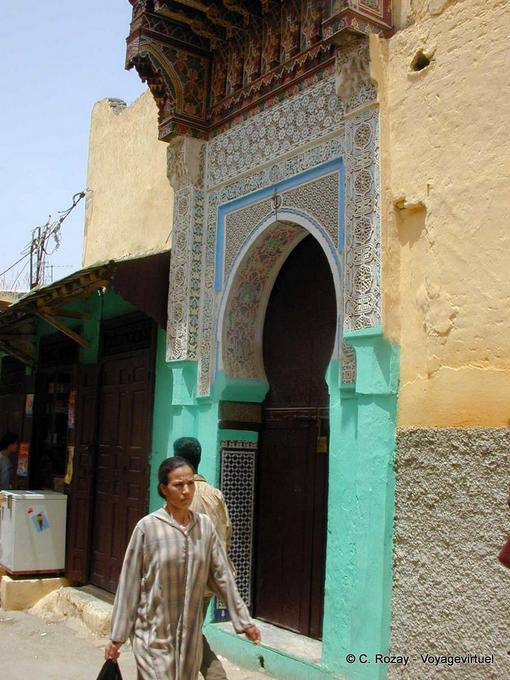 Geschichte Tür in der Medina, Meknes - Marokko