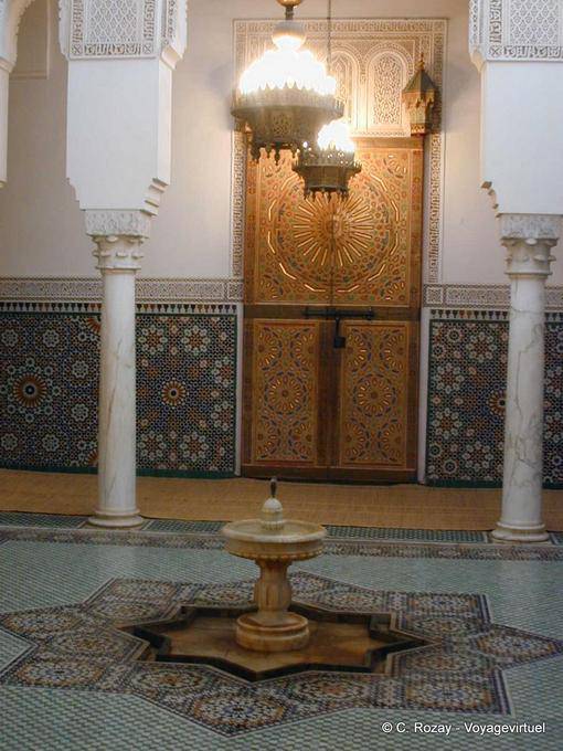 Mausoleum von Moulay Ismail, Zimmerbrunnen, Meknes - Marokko