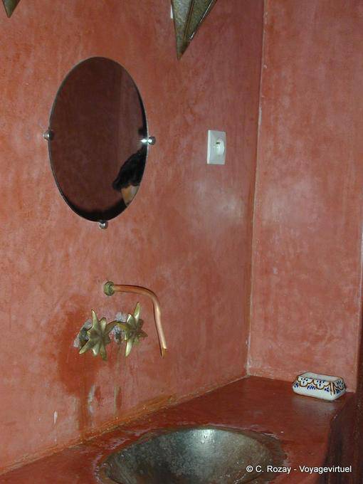 Ouzoud, ein Badezimmer tadlak - Marokko