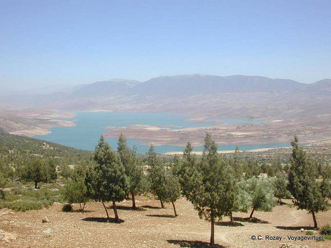Lake Dam Bin-El-Ouidane - Marokko
