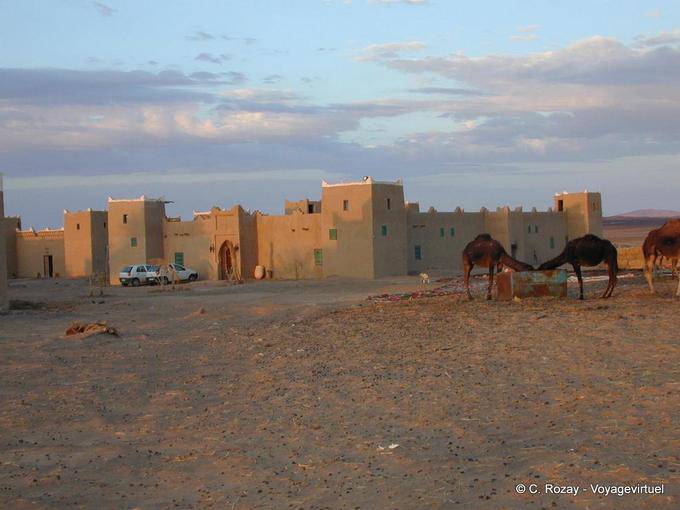 Kasbah Tombouctou, das Gehäuseteil in den frühen Morgenstunden, Merzouga - Marokko