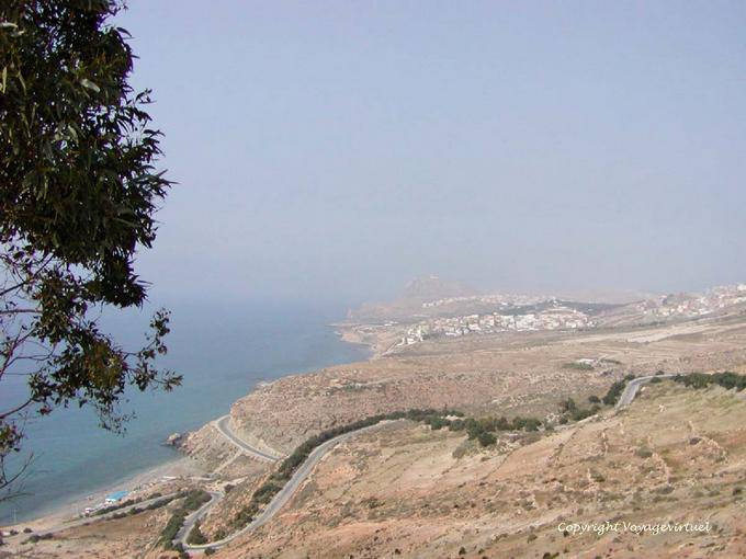 Izemmouren Blick von der Straße, Thara Beach Youssef Al Hoceima - Marokko