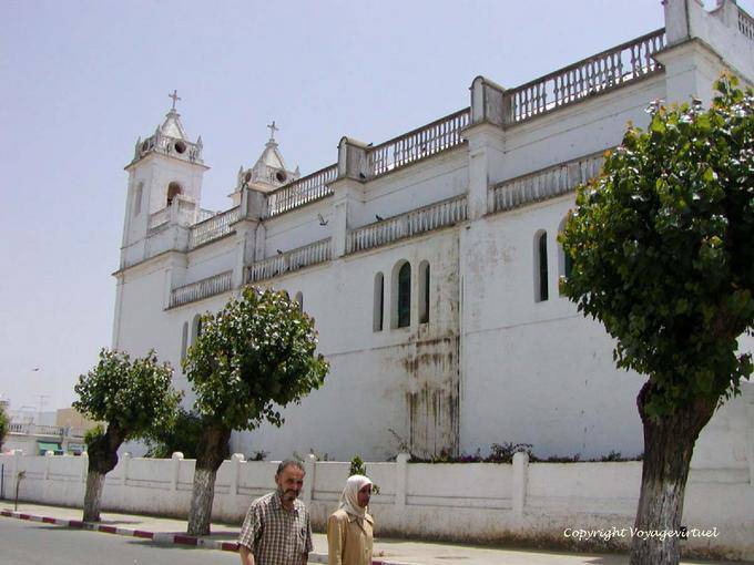 Die christliche Kirche St. Bartholomäus, statt Zellaka, Asilah - Marokko