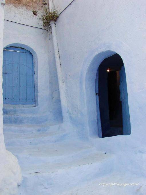 Tür offen und Berber Eingang, Chefchaouen - Marokko