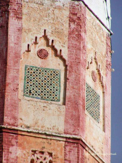 Detail der Minarett der Großen Moschee von Chefchaouen - Marokko