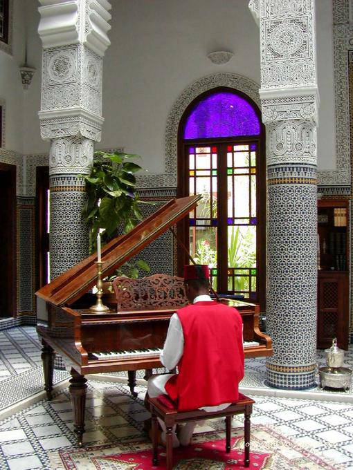 Ein Flügel im Hof ​​eines Palastes, Fez - Marokko