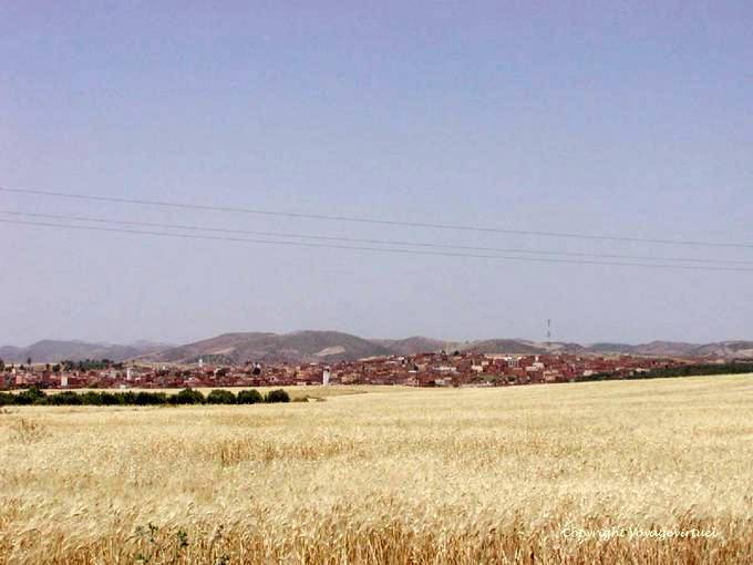 Die goldenen Ebenen und Khénifra die rote Stadt - Marokko