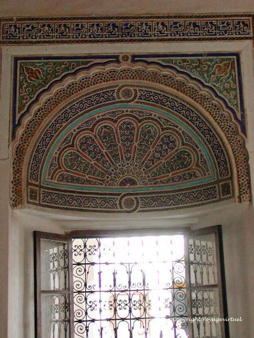 Fenster Ornament (innen), Bahia Palast, Marrakesch - Marokko