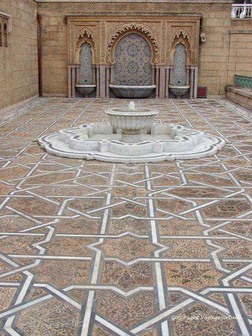Brunnen direkt vor dem Mausoleum von Mohamed V, Rabat - Marokko