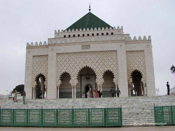 Fassade des Grab von König Mohammed V., Rabat - Marokko
