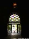 Schatten auf Licht in der großen Riad Bahia Palast, Marrakesch, Marokko.