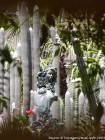 Statue in der Mitte des Kaktus, Jardin Majorelle, Marrakesch, Marokko.