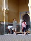 Jeremy Irons in das Mausoleum von Moulay Ismail, Meknes, Marokko.