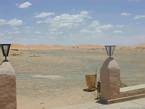Merzouga Wüste Horizont von der Terrasse des Kasbah Tombouctou, Marokko.