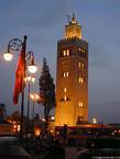 Die Koutoubia Minarett in Nachtbeleuchtung, Marrakesch, Marokko.