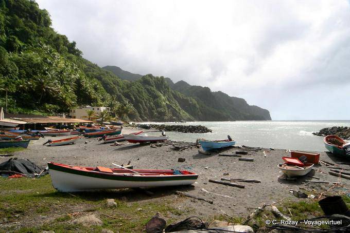 Cliffs nördlich von Martinique, Grand'Rivière - Martinique
