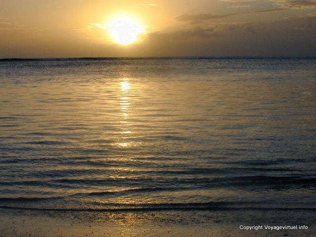 Sonnenuntergang auf dem Ozean, Mauritius.