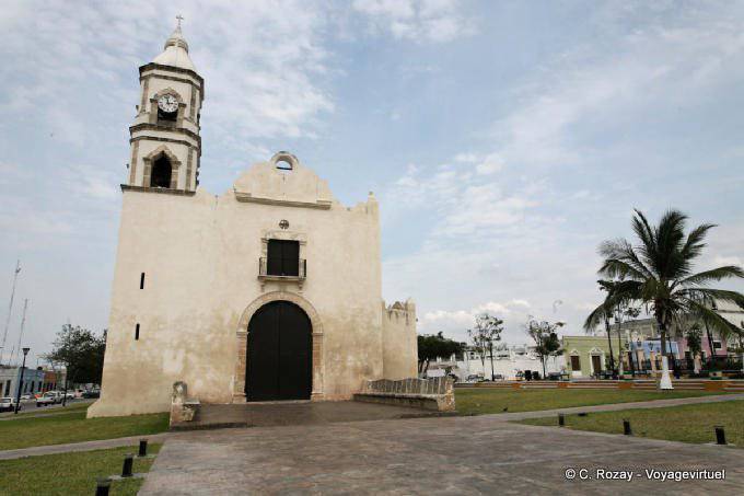 San römischen Kirche in den Park, Campeche - Mexiko