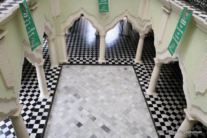 Schöner Innenhof eines Palastes, Campeche - Mexiko
