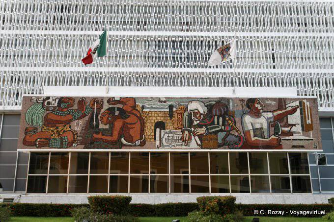 Wandbild an der Palacio del Gobierno, Campeche - Mexiko