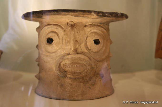 Beispiel der Maya-Keramik, Museo Maya Archäologie, Campeche - Mexiko