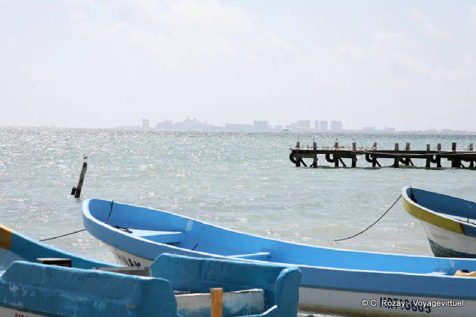 Pontonboote, Puerto Juárez - Mexiko