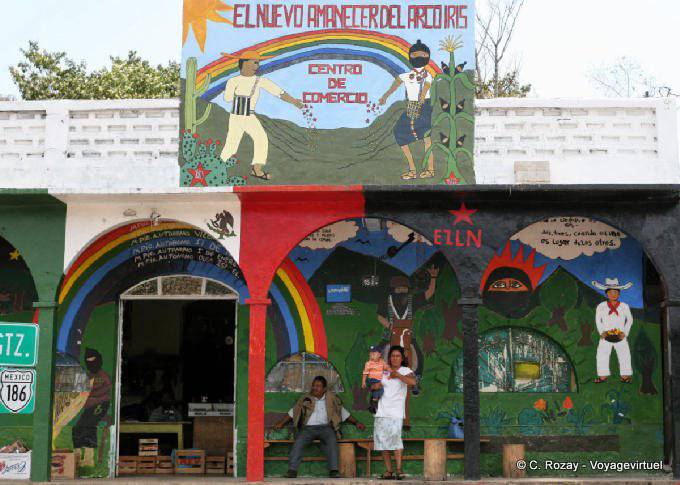 Chiapas Wandbild Viva EZLN auf einem Einkaufszentrum - Mexiko