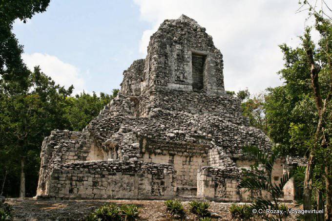 Estructura XX, archäologische Stätte von Chicanna - Mexiko