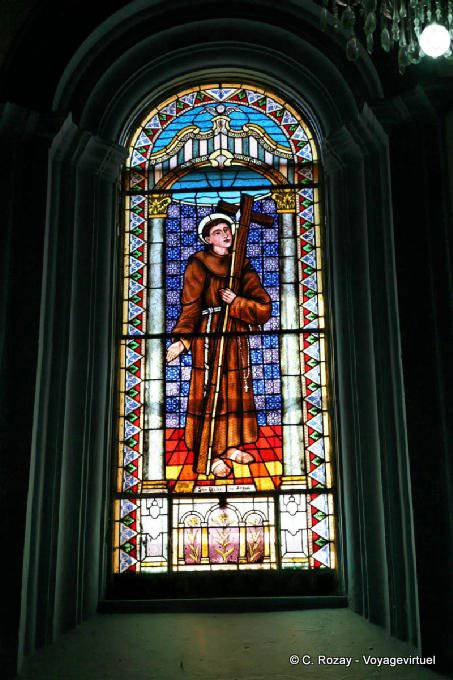 Buntglasfenster der Kirche von Santo Domingo, Comitán - Mexiko