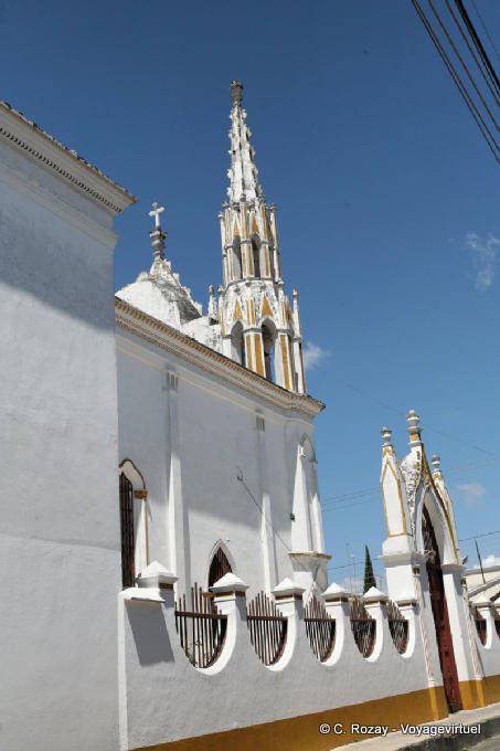 Ein Turm der Kirche von San José, Comitán - Mexiko