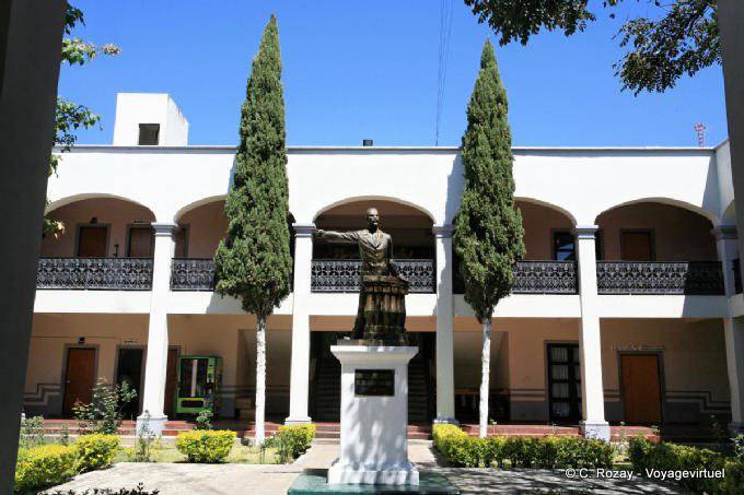 Statue von Don Belisario Domínguez, Comitán, Chiapas - Mexiko