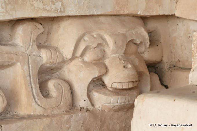 Jaguar Altar, Schädel Skulptur, Ek Balam - Mexiko
